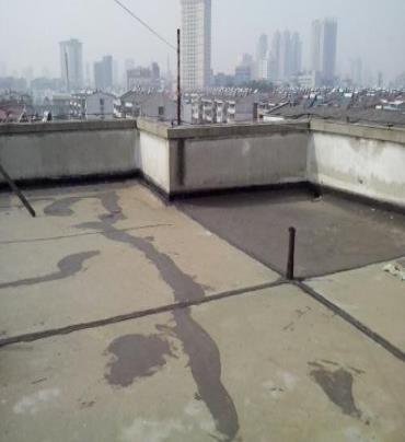 阳明漏水维修 楼顶漏水是什么原因，楼顶漏水维修方法是什么?